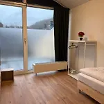 T&k - Comfortable 4 And 5 - 20min Fair Messe Cgn *