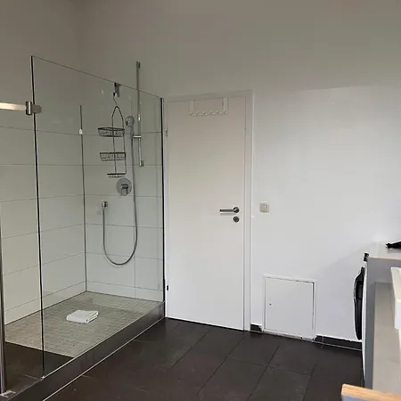 T&k - Comfortable 4 And 5 - 20min Fair Messe Cgn Overath