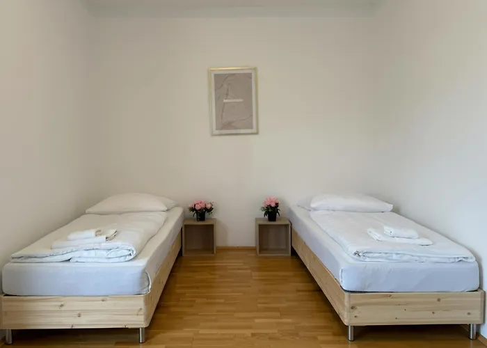 公寓 T&k - Comfortable 4 And 5 - 20min Fair Messe Cgn 奥弗拉特