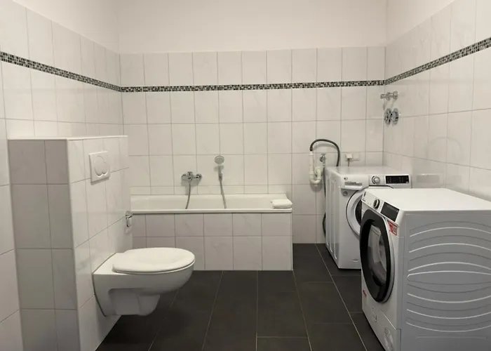 公寓 T&k - Comfortable 4 And 5 - 20min Fair Messe Cgn 奥弗拉特