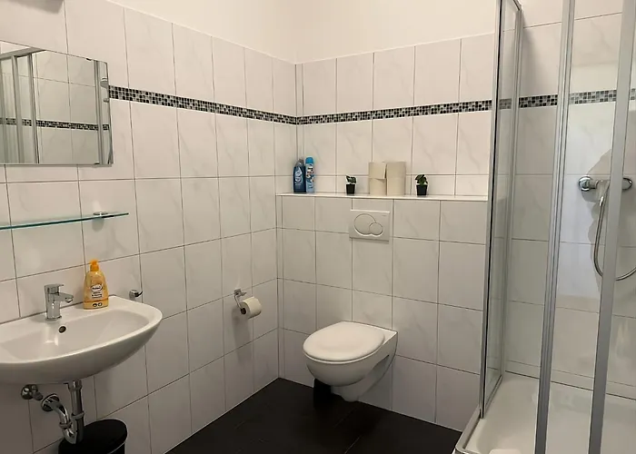 T&k - Comfortable 4 And 5 - 20min Fair Messe Cgn Apartment *