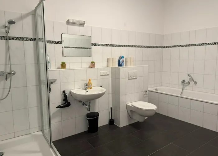 T&k - Comfortable 4 And 5 - 20min Fair Messe Cgn